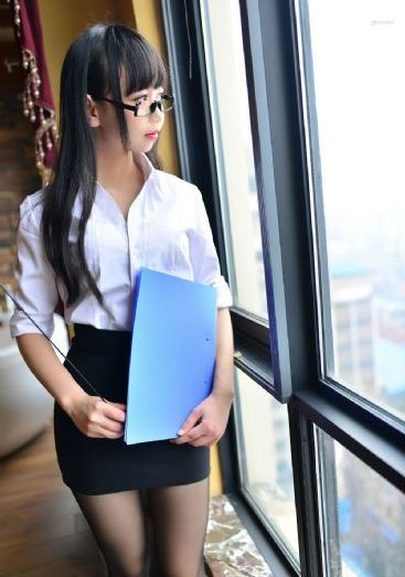 年轻的岳母3_成长在线视频免费观看